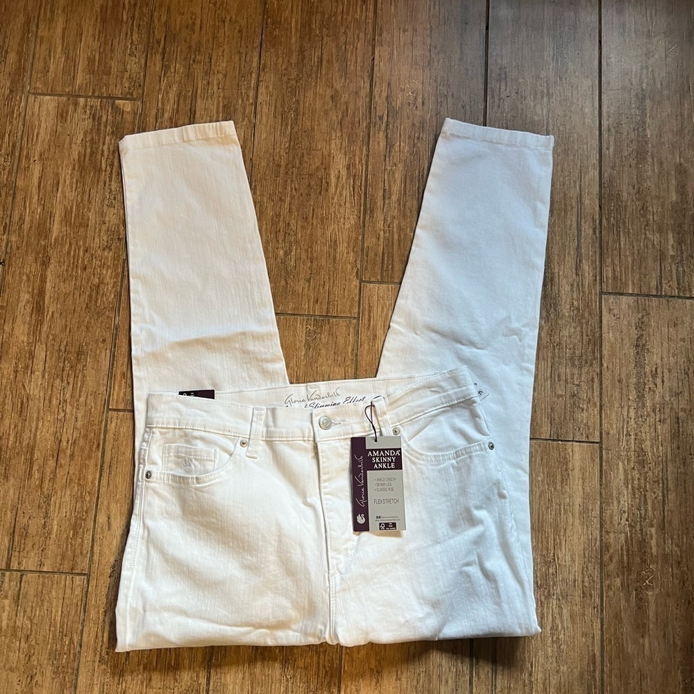 Gloria Vanderbilt White Skinny Ankle Jeans